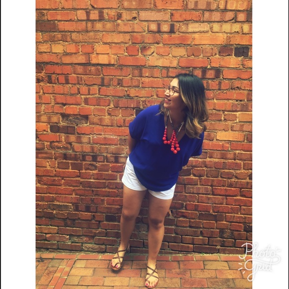 🌻Meet the seller!🌻 - Picture 1 of 5